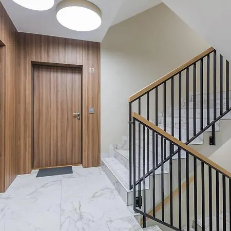 Urban Chic - Great Location - Kamienica Kollotaja Appartement *
